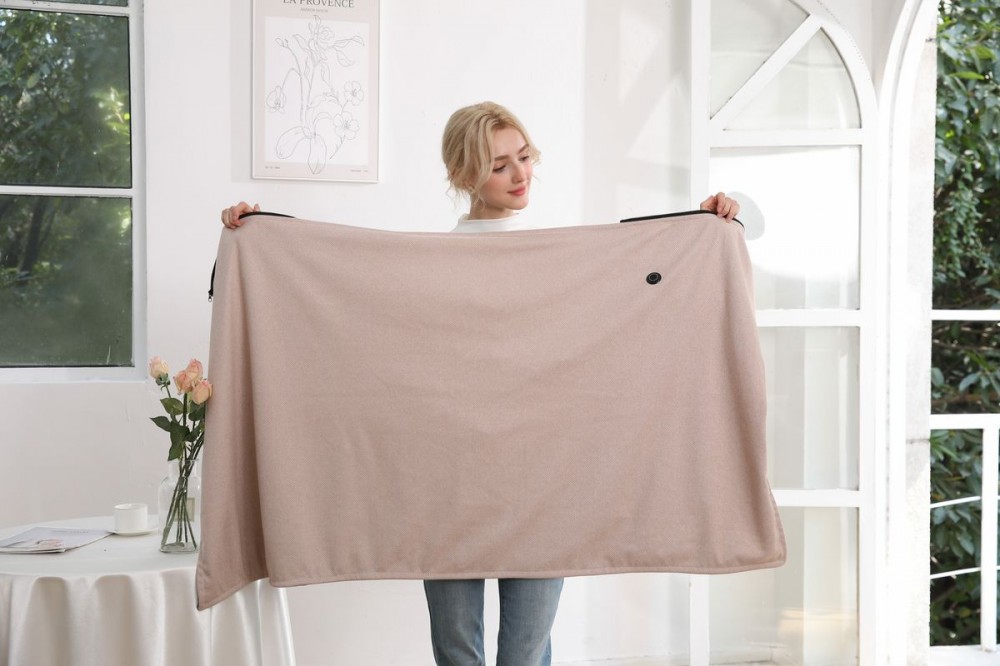 Cordless Heated Poncho